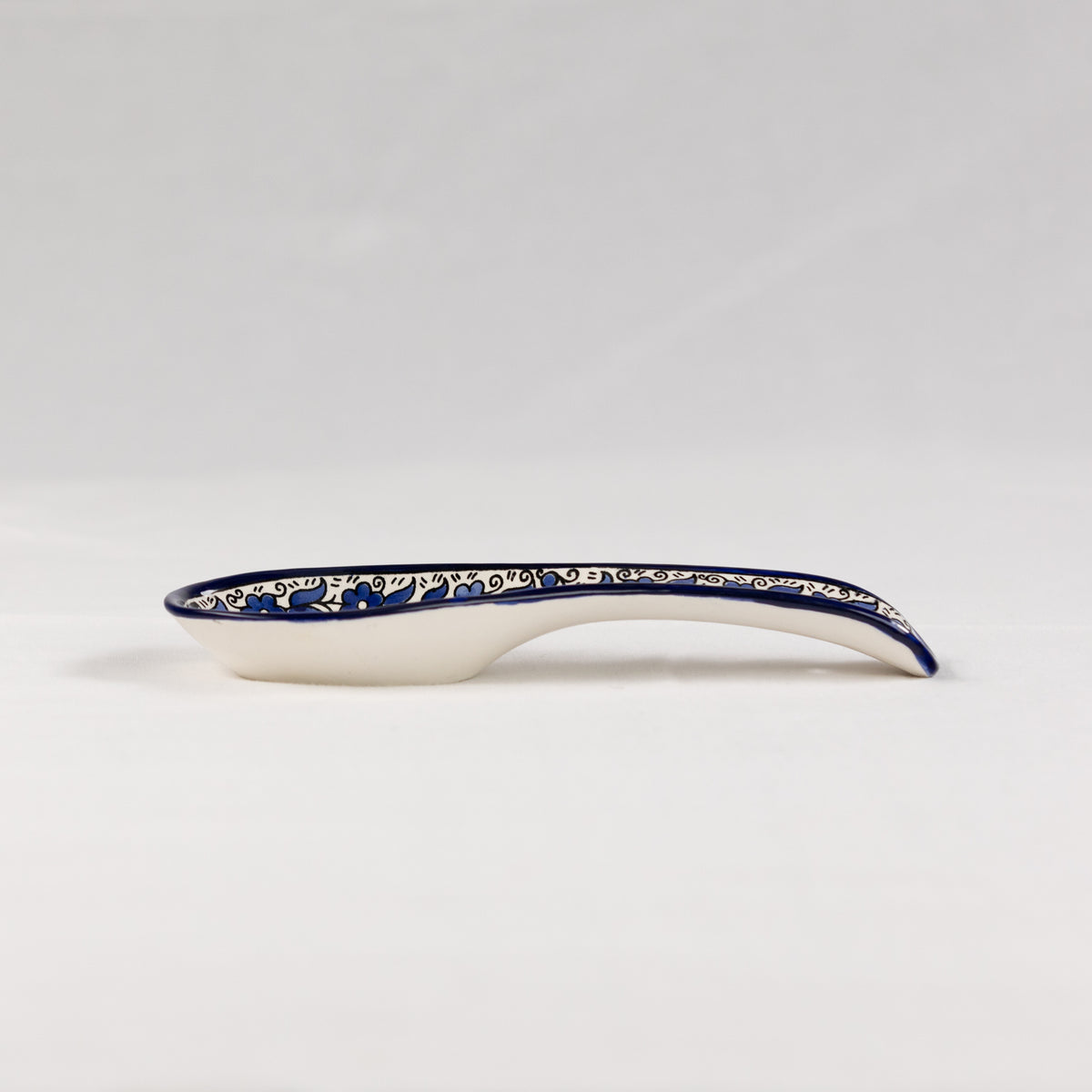 Ceramic Spoon Rest – Intricate Blue Floral Pattern