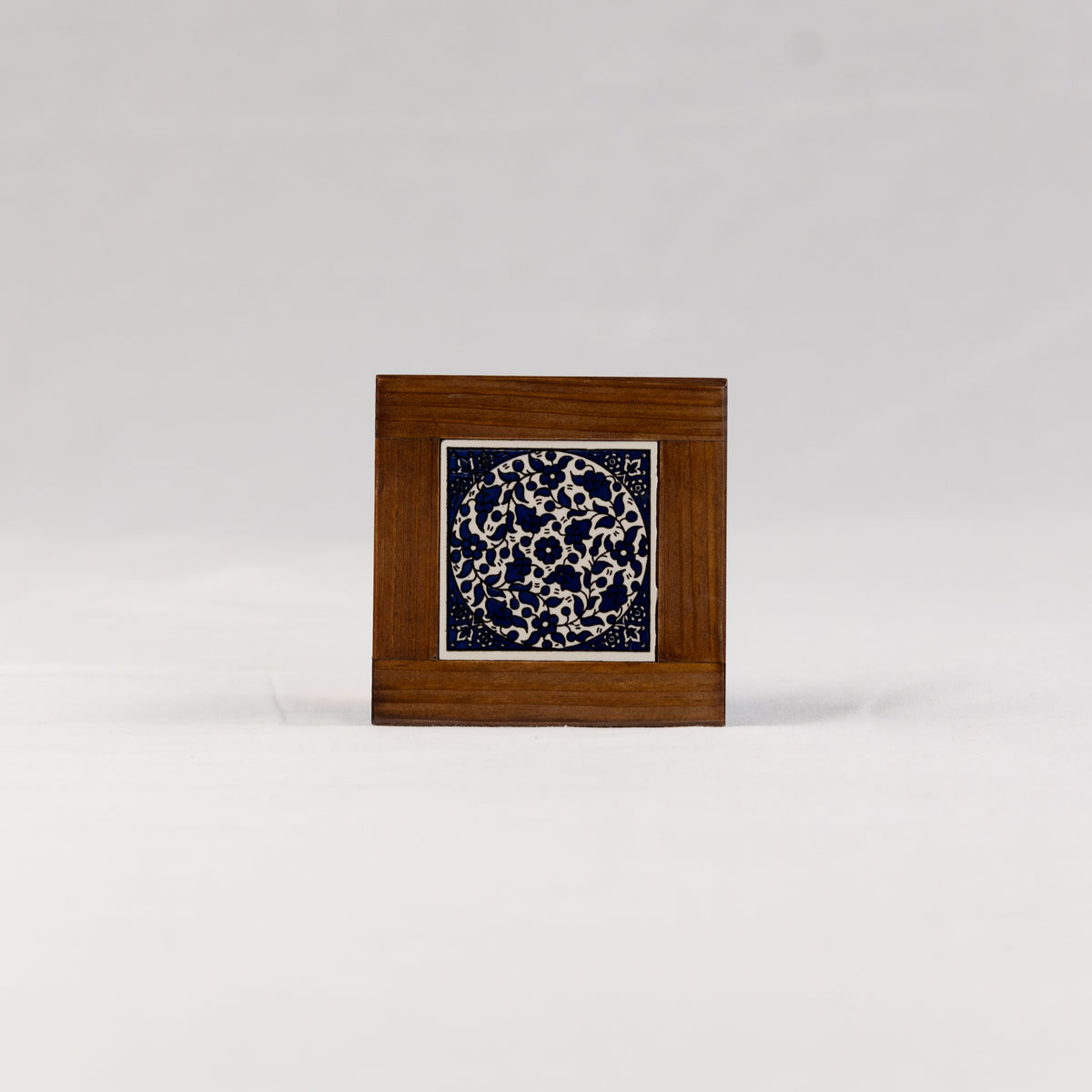 Ceramic & Wood Medium Coaster – Blue Floral Pattern
