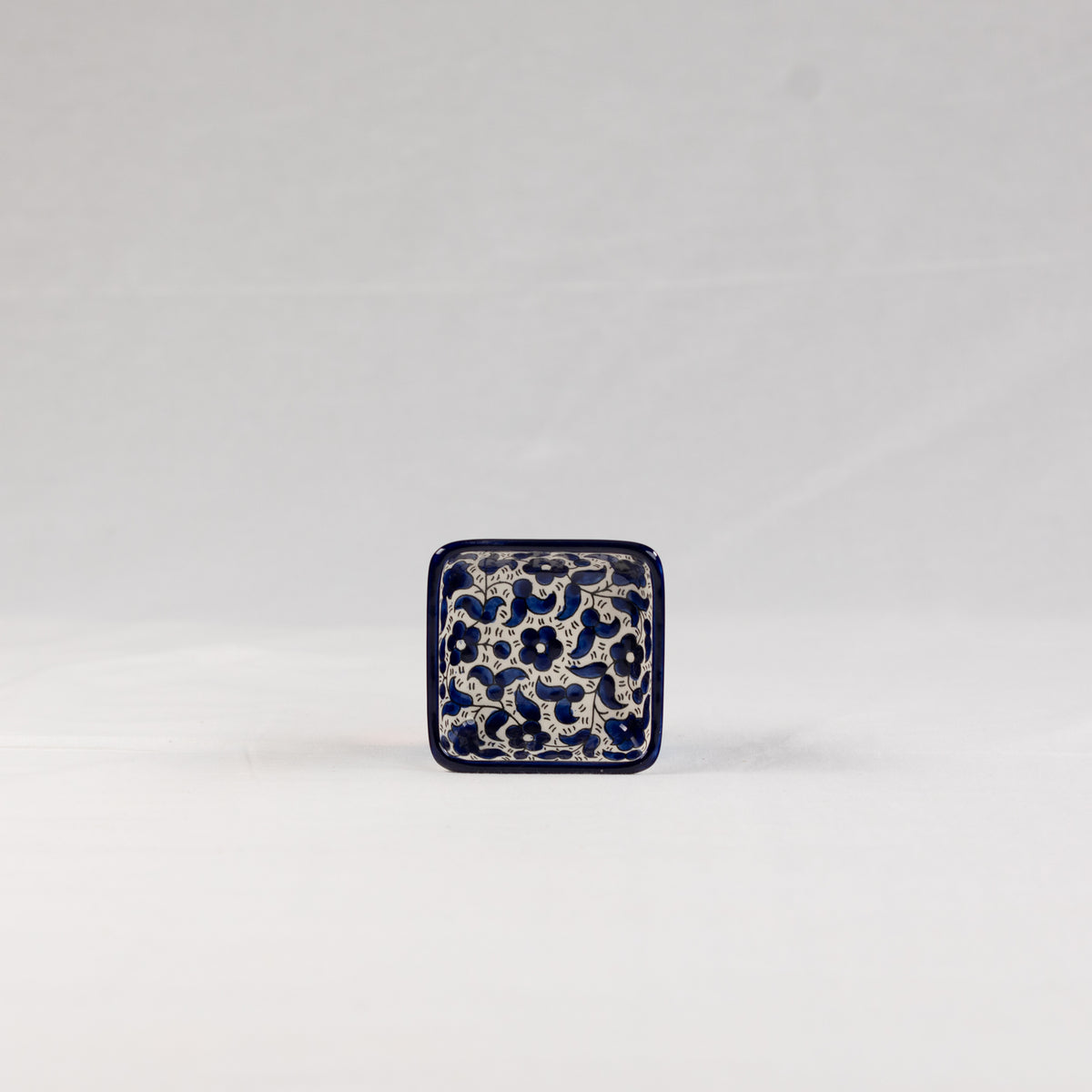 OTT-0121-KHALI 4 in (L) x 4 in (W) x 1.5 in (H)