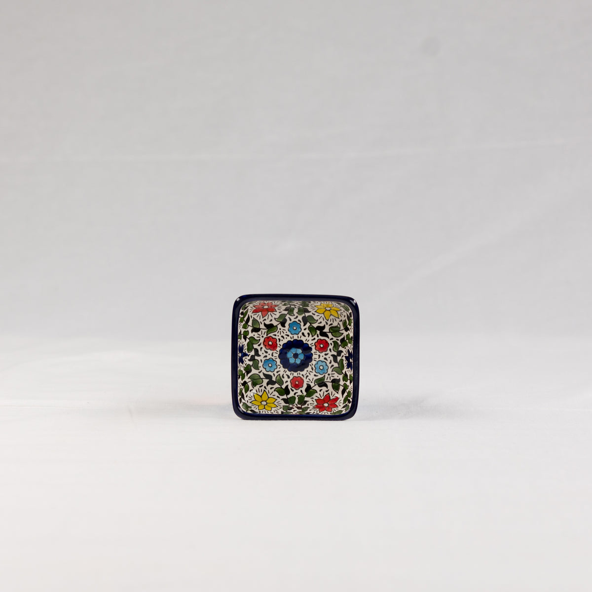 OTT-0122-KHALI 4 in (L) x 4 in (W) x 1.5 in (H)