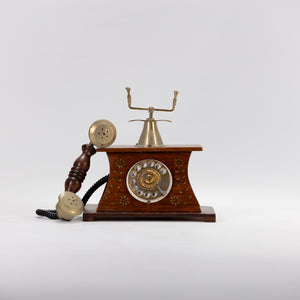 Vintage Elegance Rotary Dial Landline Phones 7 in (L) x 10 in (W) x 7.5 in (H) / Style 2